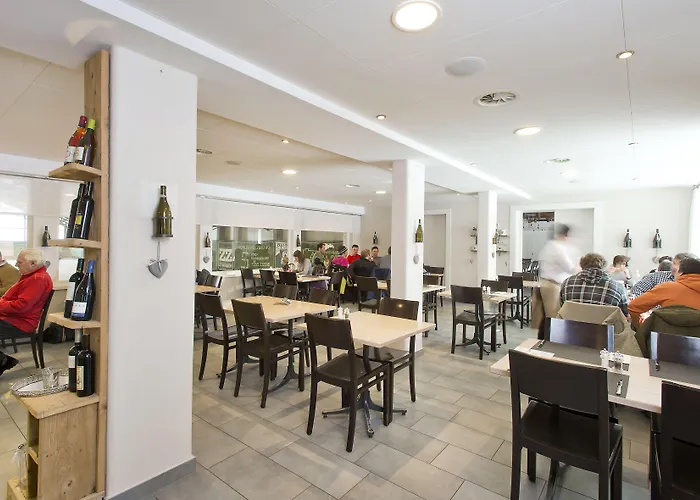 Sportcenter Fünf Dörfer Ag Otel