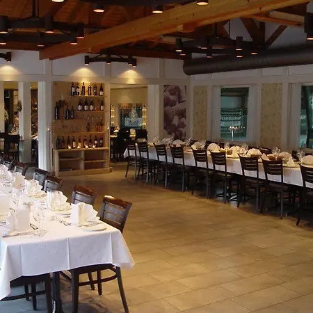 Sportcenter Fuenf Doerfer Ag Hotel